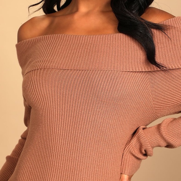 Camel Ribbed Off-the-Shoulder Bodycon Maxi Dress - Picture 4 of 5